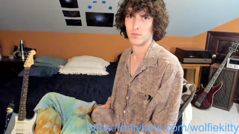 wolfiekitty  16-08-2022
